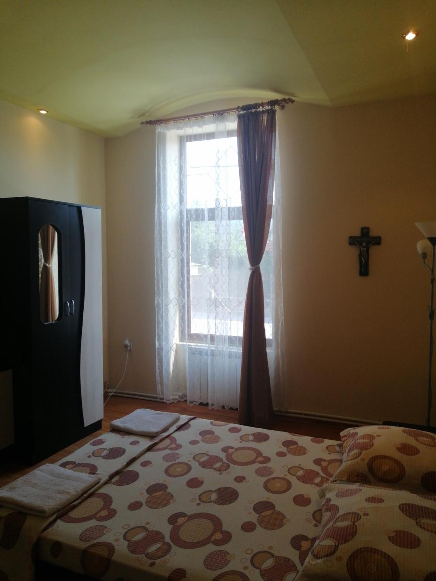 Casa Ovi Si Simo Hotel Hateg Bilik gambar