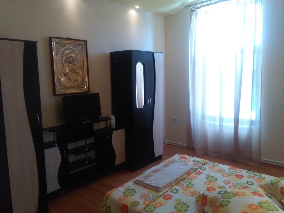 Casa Ovi Si Simo Hotel Hateg Luaran gambar