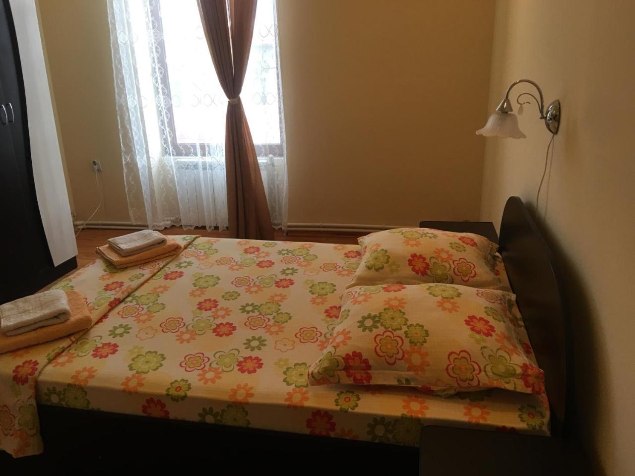 Casa Ovi Si Simo Hotel Hateg Luaran gambar